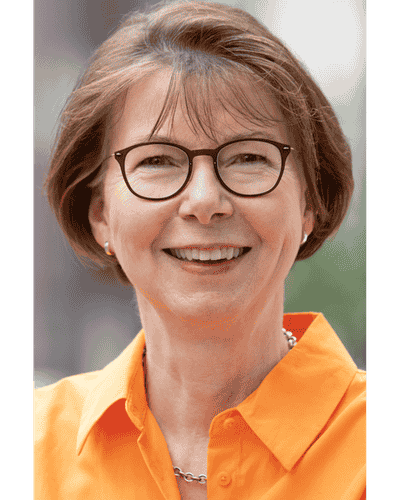 helga-nething-executive-coach-und-Karriereberaterin-in-Hannover-portrait